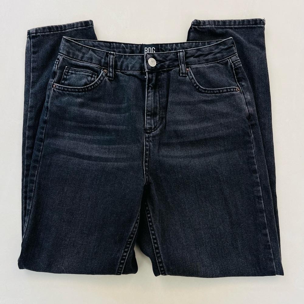 BDG Mom Jeans 29
